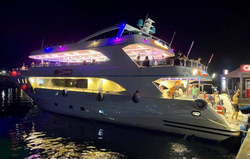 Sharm El Sheikh Dinner Cruise