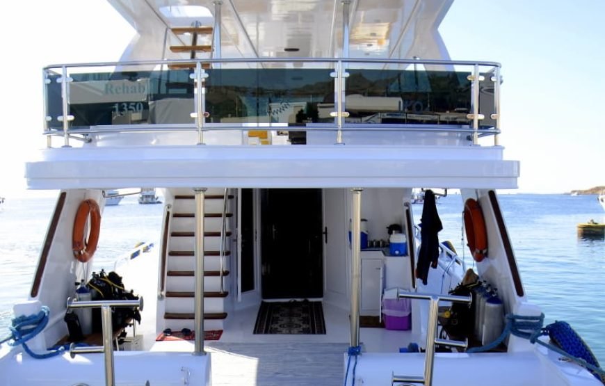 Private Luxury Yacht Day Trip
