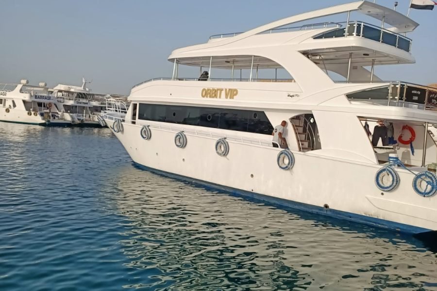 Private Luxury Yacht Day Trip